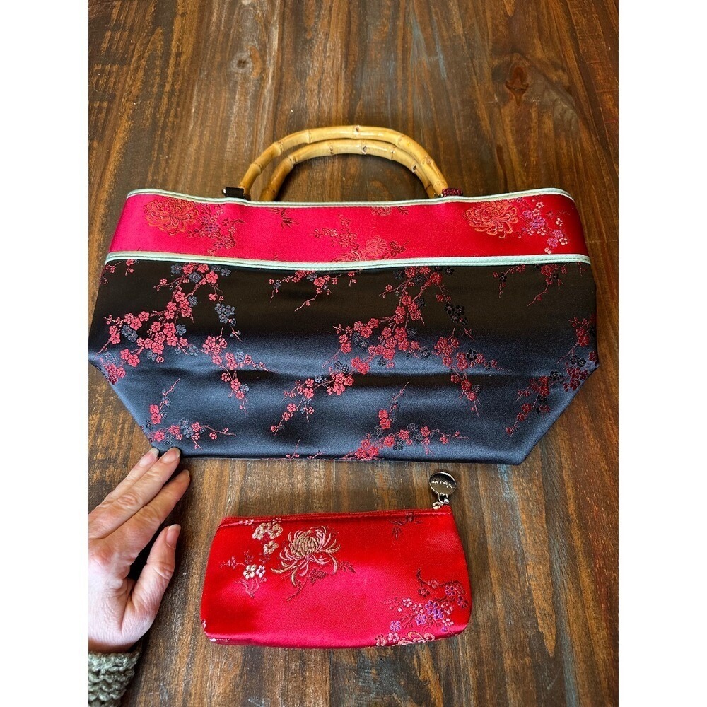 Asian Floral Purse Bamboo Handle Sachtel Red & Black by Yans NY with Accessories - Picture 12 of 15